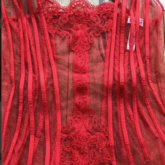 La Perla Sexy Red Lingerie - Picture 11 of 11